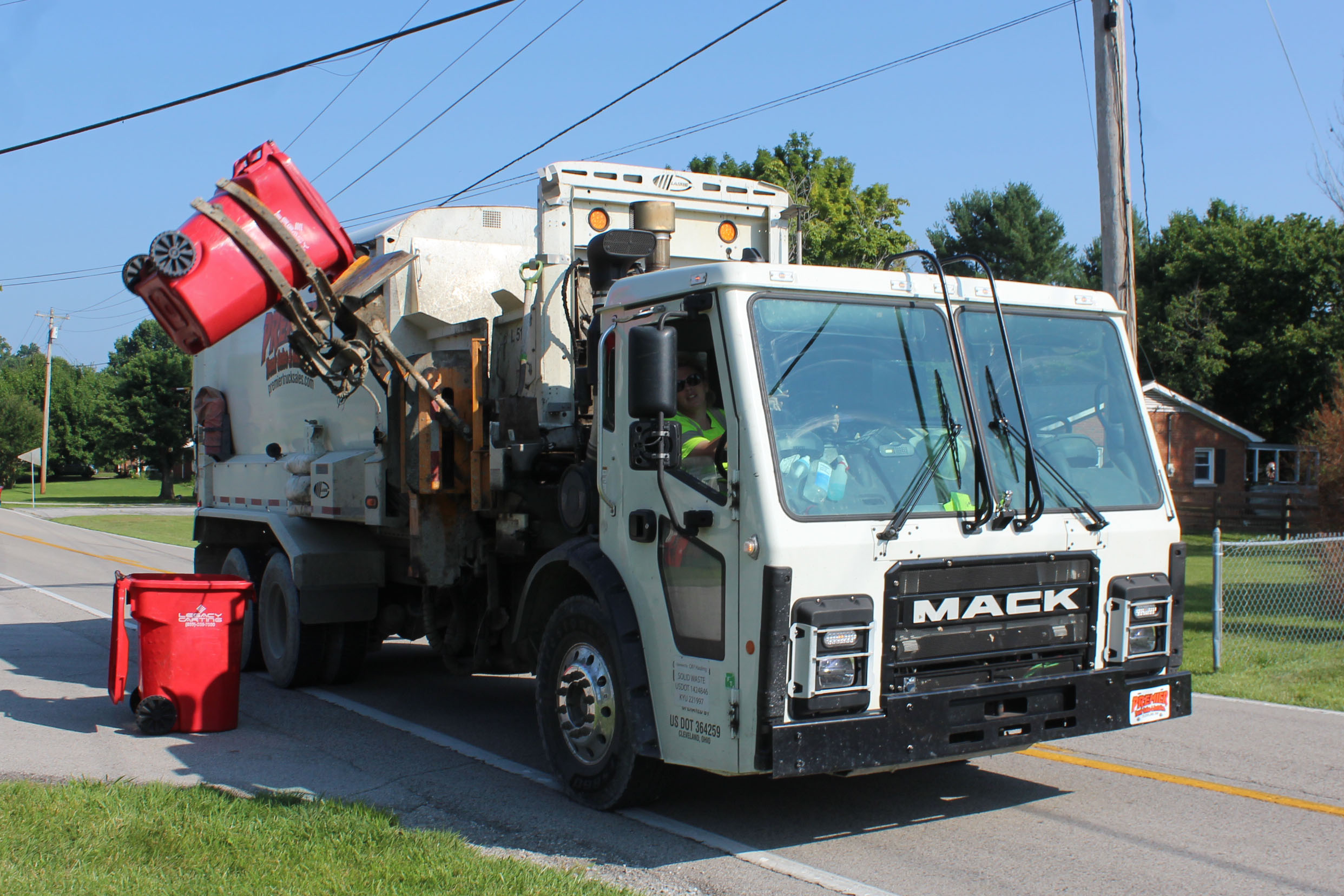 Solid Waste Collection Truck_web
